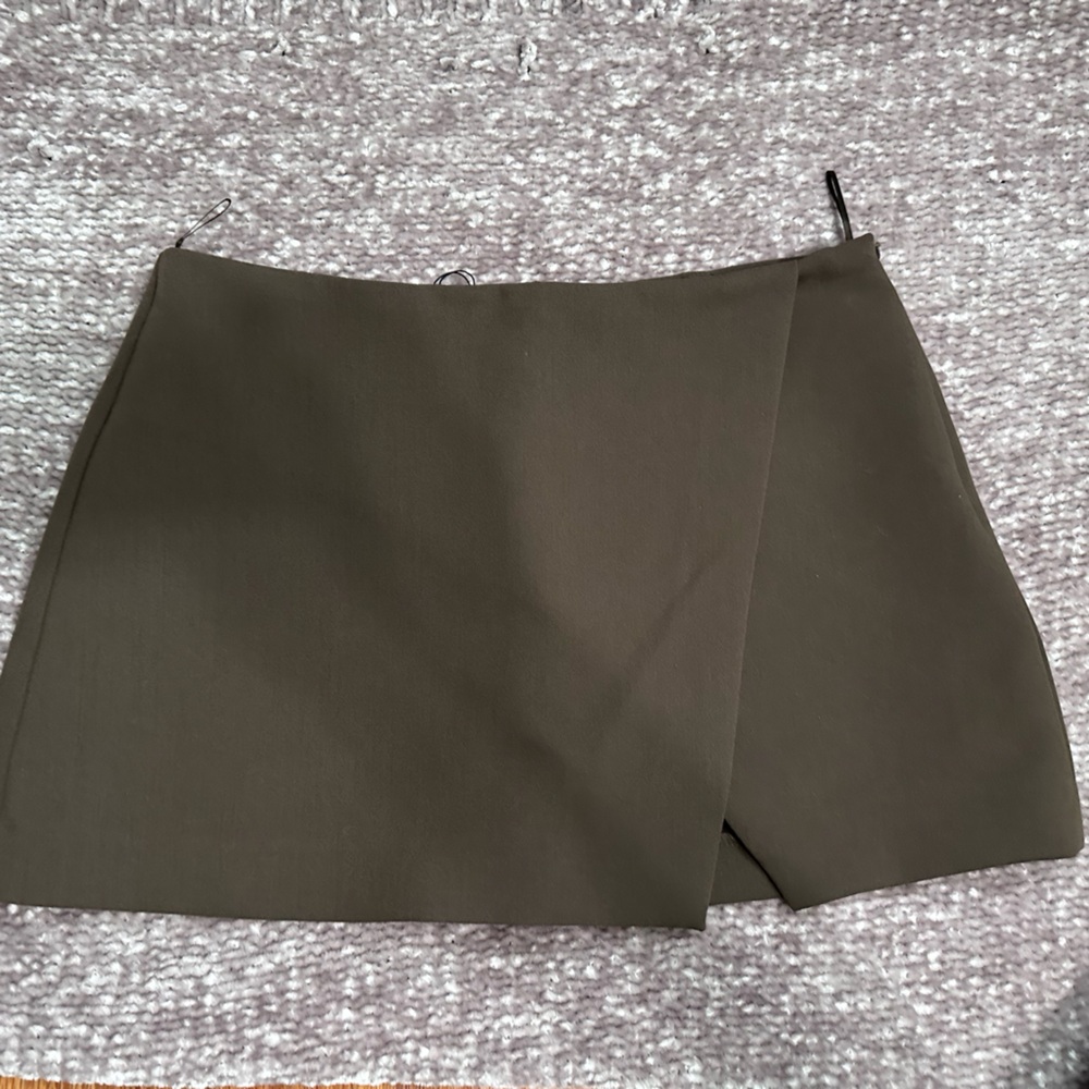 Zara skort